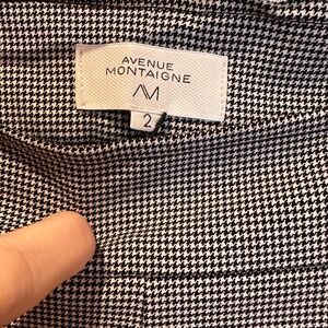 Avenue Montaigne pull on legging pant, timeless, brand new with tags